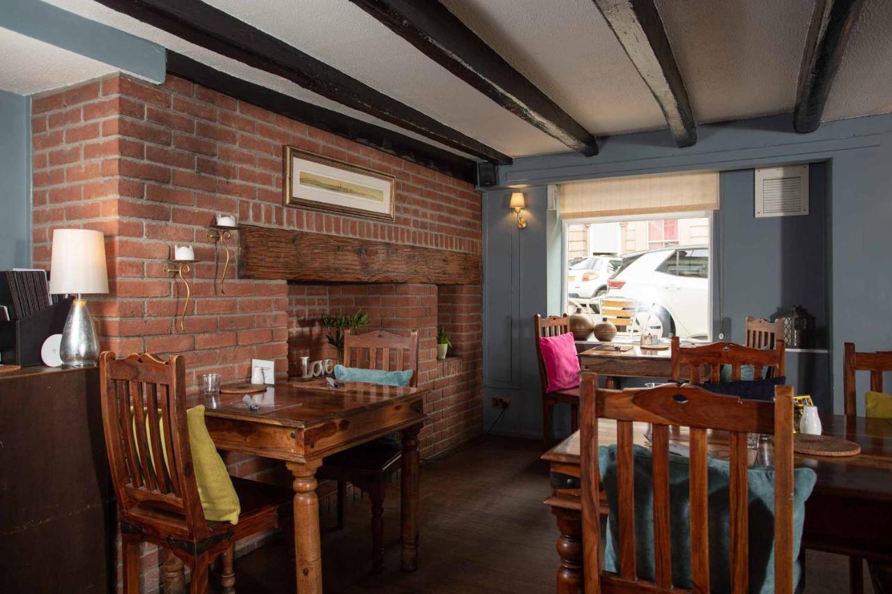 Queens Head Hotel Berwick Upon Tweed Eksteriør billede
